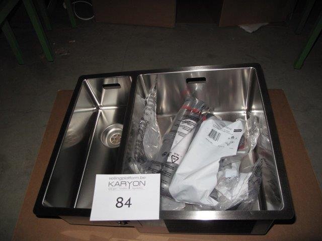 84-veiling2004