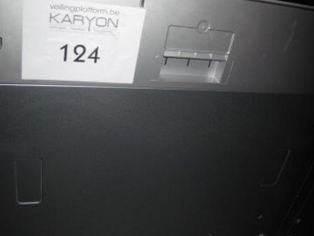 24-veiling2004