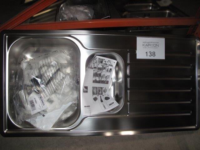 38-veiling2004